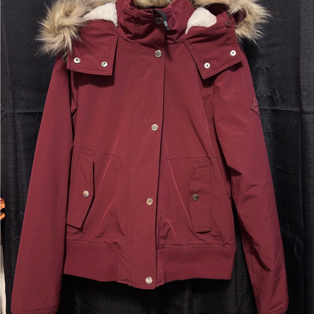 Hollister Burgundy All Weather Hooded BomberJacket With Faux Fur Hood